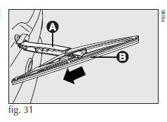 Substituição da palheta do limpador do vidro traseiro - fig. 31